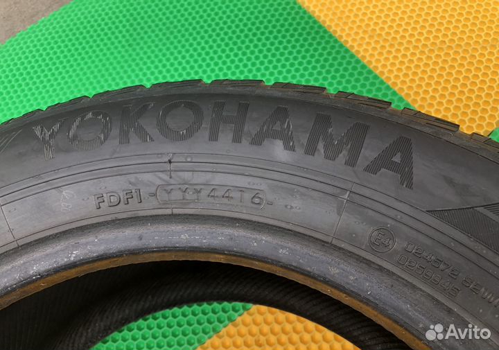 Yokohama Ice Guard IG50 215/60 R16 95Q