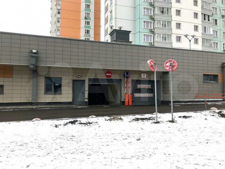 Машиноместо, 16 м²