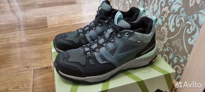 Трекинговые ботинки