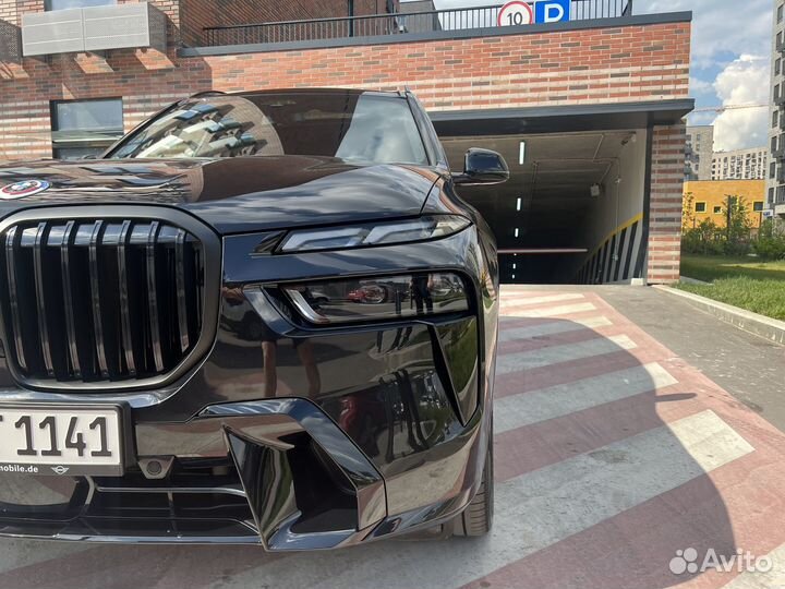 BMW X7 3.0 AT, 2023, 6 000 км