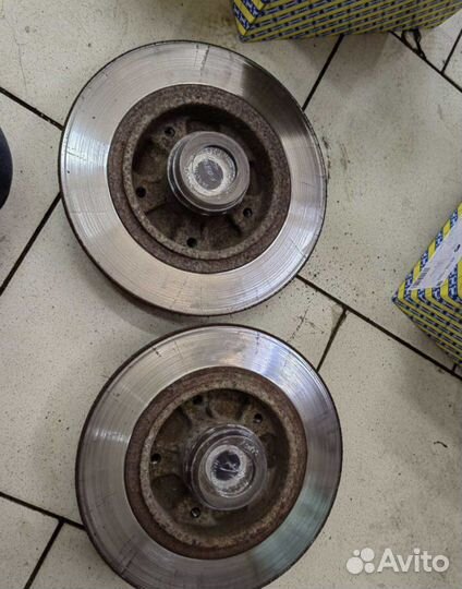 Задние тормозные диски Renault Megane 3