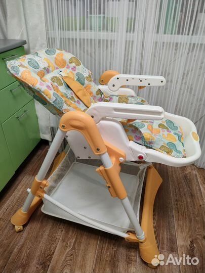 Стульчик для кормления happy baby william light