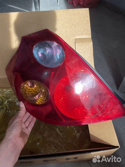 Задний левый фонарь kia ceed 1
