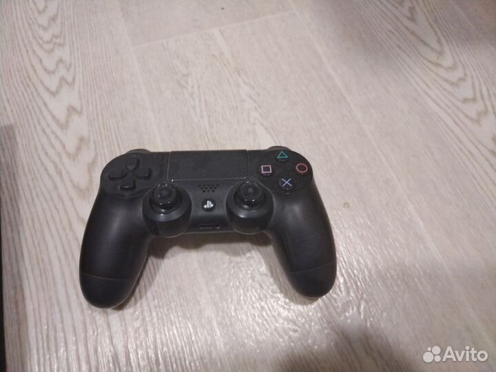 Sony PS4 CUH-1008A