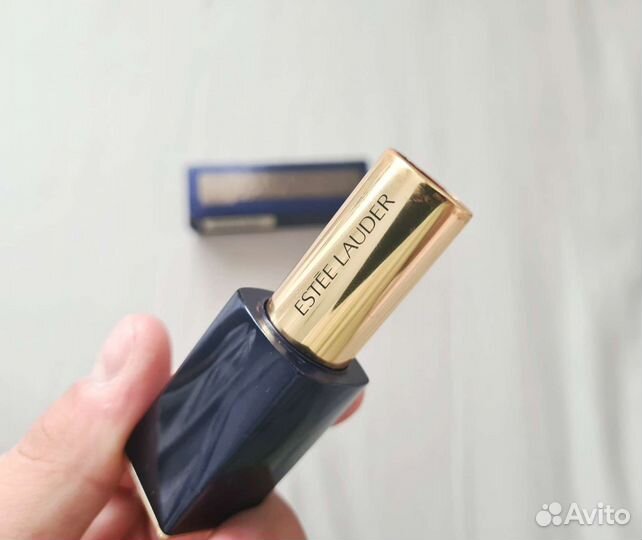 Помада Estee Lauder Pure Color Envy Matte 548