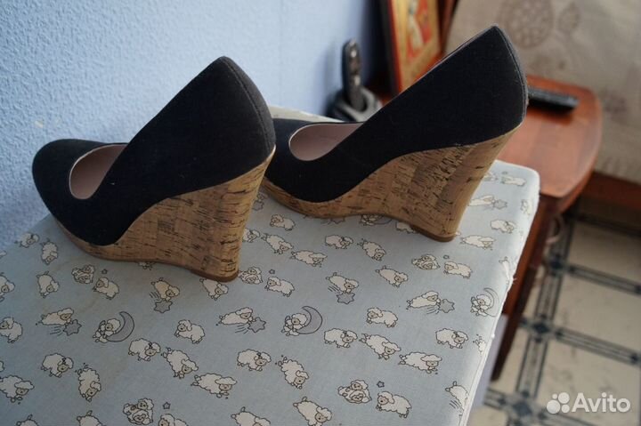 Женские туфли