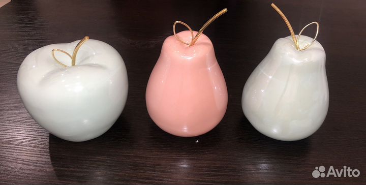 Композиция из керамики фрукты