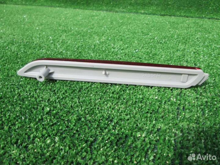 Катафот бампера задний правый Toyota Corolla