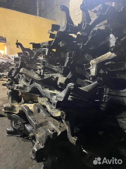 Подрамник Mitsubishi Lancer 9