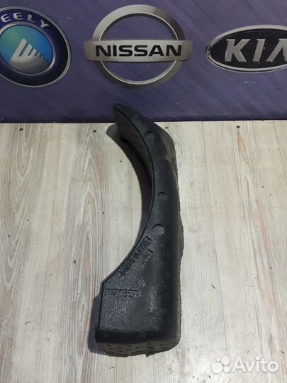 Органайзер багажника Nissan note E11 Лев