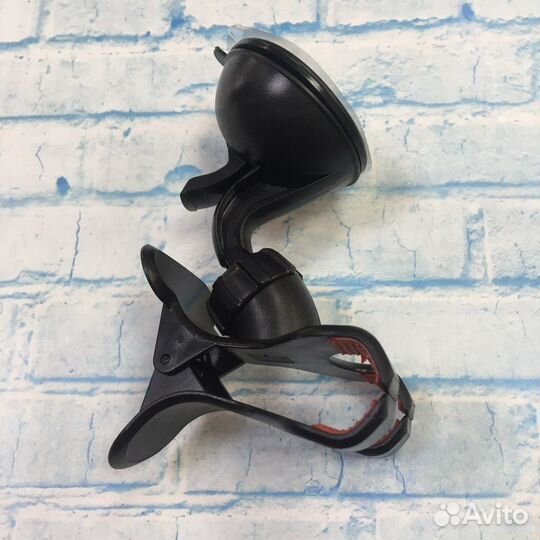 Автомобильный держатель для телефона и навигатора