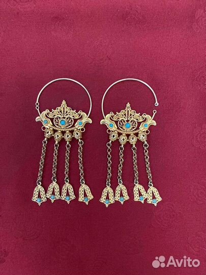 Золотые серьги