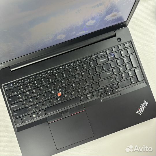 Ноутбук Lenovo ThinkPad Ryzen5/8RAM/SSD