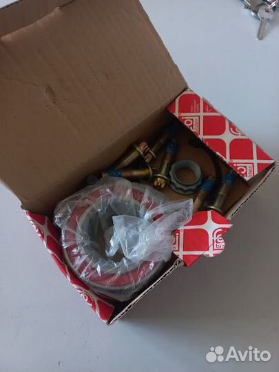 Подшипник задней ступицы Mercedes BM140