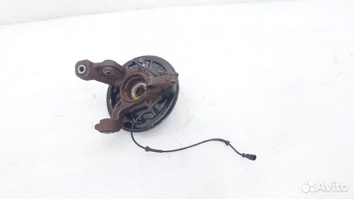 Кулак поворотный задний левый Renault Duster HS