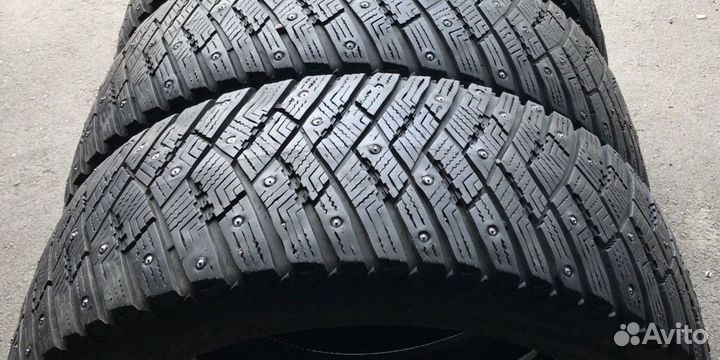 Goodyear UltraGrip Ice Arctic SUV 225/55 R18