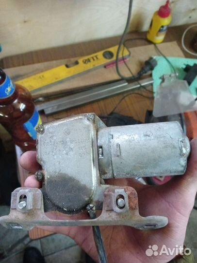 Моторчик заднего дворника ваз 2114