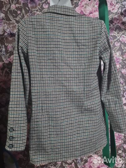 Пиджаки женские 44