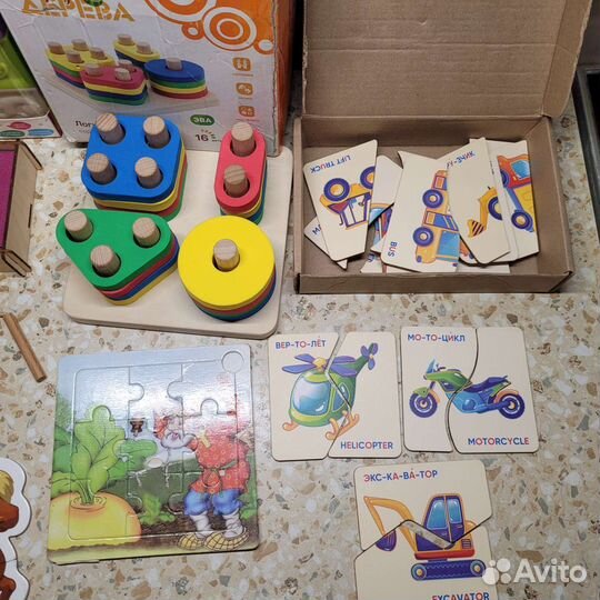 Развивающие игрушки