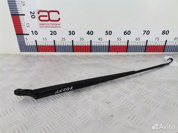 Щеткодержатель (поводок стеклоочистителя, дворник)