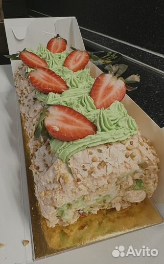 Меренговый рулет