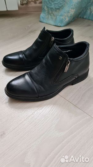Обувь мужская 39 размер бу