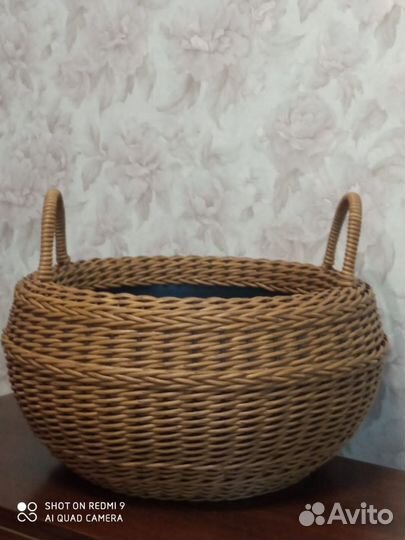Корзина плетеная