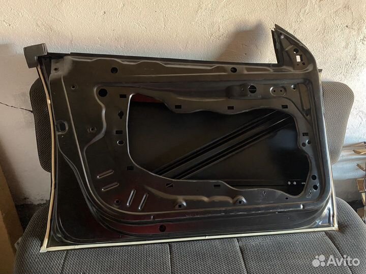 Дверь водительская Passat CC