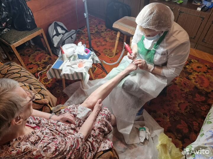 Парамедицинский педикюр пожилым с выездом на дом