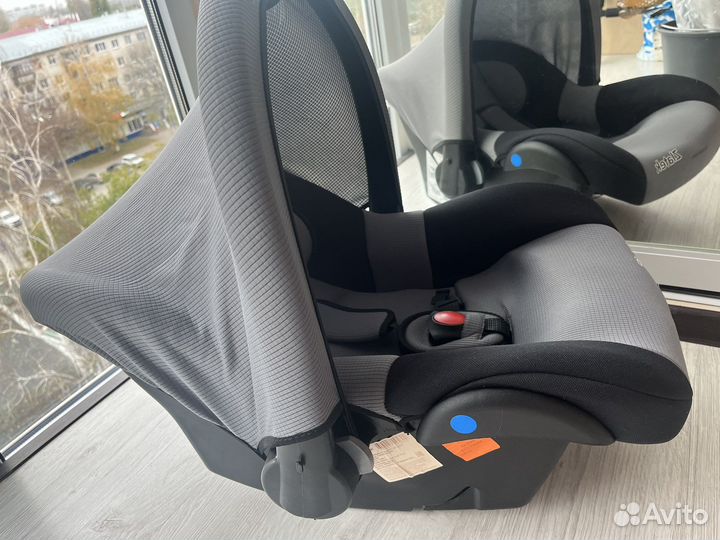 Продаю автолюльку