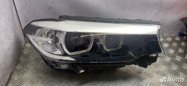 Фара правая BMW 5 G30/G31 G31 2018 1039002