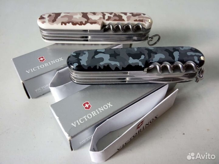 Нож Швейцарский Victorinox Huntsman новые