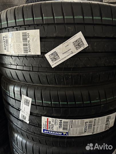 Michelin Pilot Sport 4 S 285/40 R22 110Y