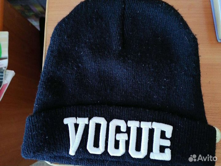 Мужские демисезонные шапки