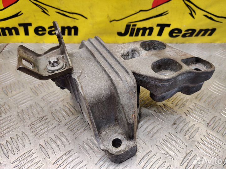 Подушка кпп Mercedes-Benz Cla 250 4Matic X117 C117