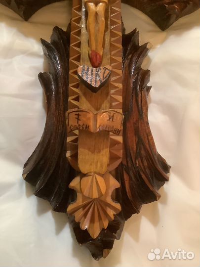 Статуэтки из дерева