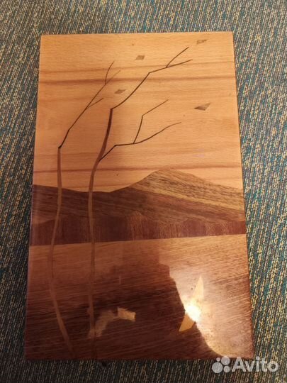 Панно деревянное лакированное