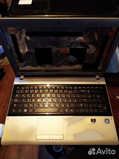 Samsung RV520 NP-RV520 В разбор