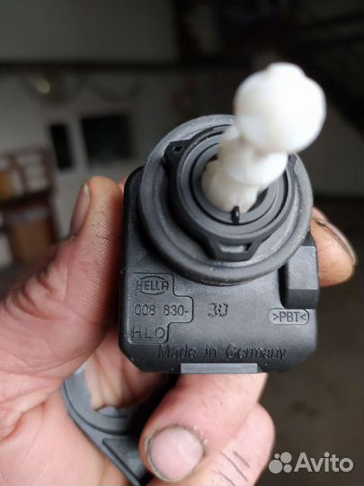 Корректо фар WV