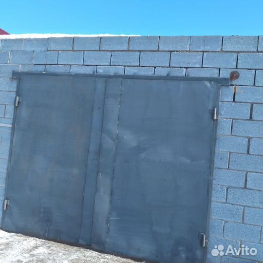 Ворота гаражные металлические