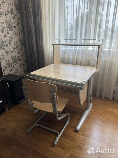 Растущая парта и стул дэми