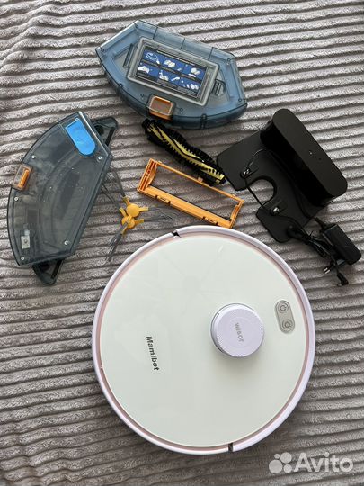 Робот пылесос с влажной уборкой моющий Mamibot