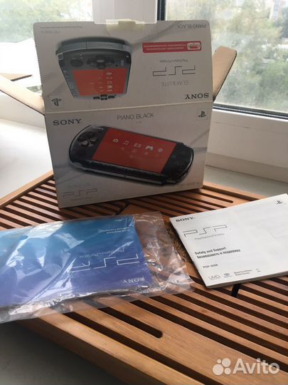 Sony PSP 3008 Black Piano
