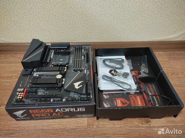 Материнская плата Gigabyte B550 Aorus pro ac