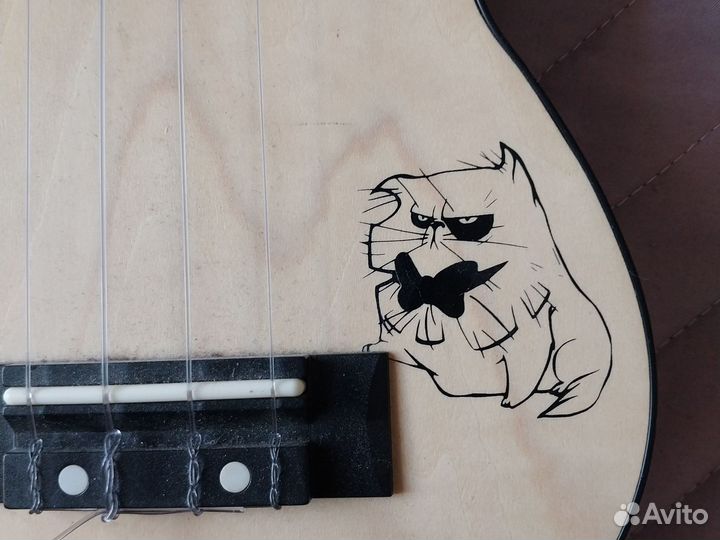 Укулеле Terris