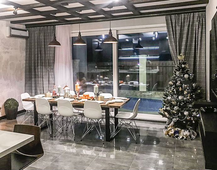 Дом 150 м² на участке 1 сот.