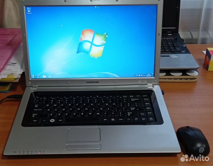 Ноутбук Samsung R520