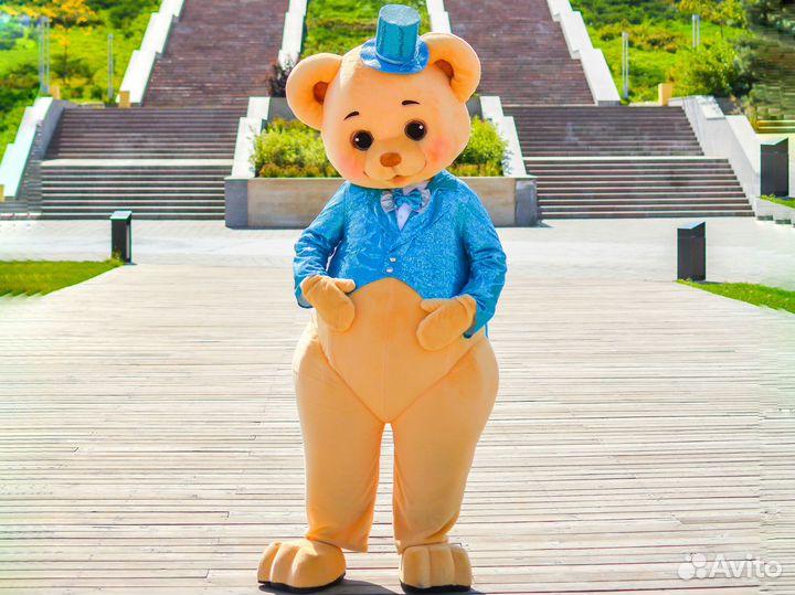 Мишка на праздник