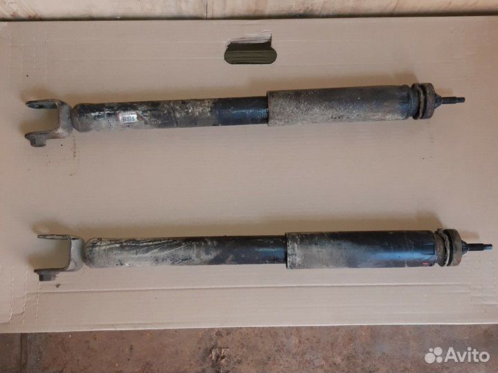 Амортизаторы задние Ford Explorer 5