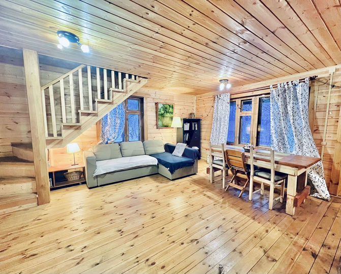 Дом 100 м² на участке 50 сот.